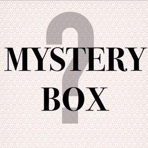 Women’s Mystery Reseller Box 5 items for $25